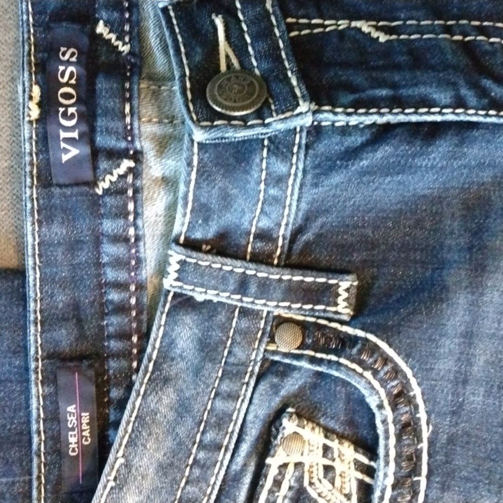 Like New Women's Vigoss Chelsea Capri Jeans - Picture 3 of 7